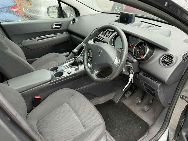 Used Peugeot 3008 2013 for sale - 76316866: Photo 17