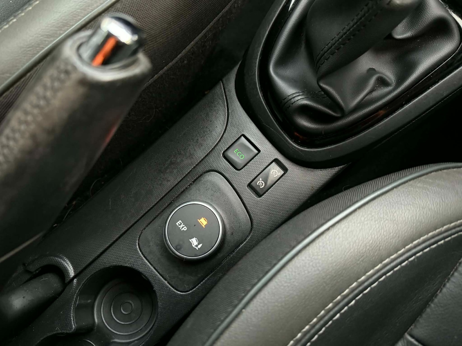 Used Renault Captur 2015 for sale - 76847284: Photo 19