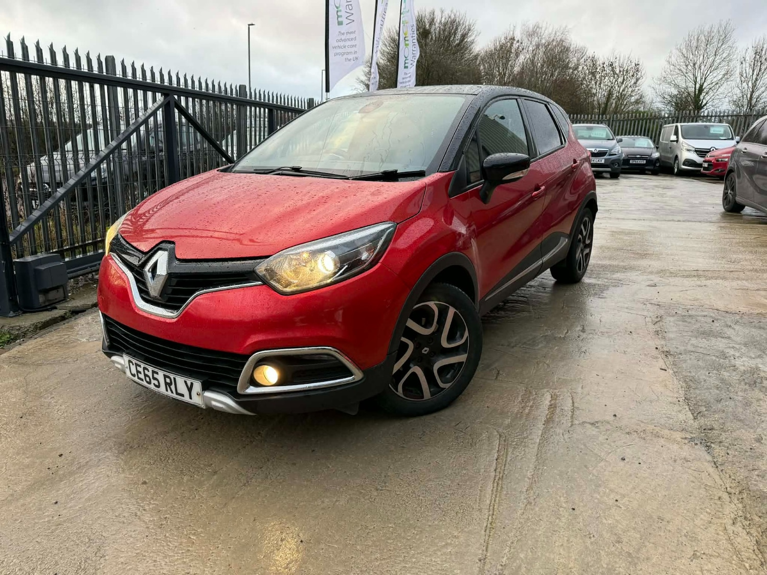 Used Renault Captur 2015 for sale - 76847284: Photo 2
