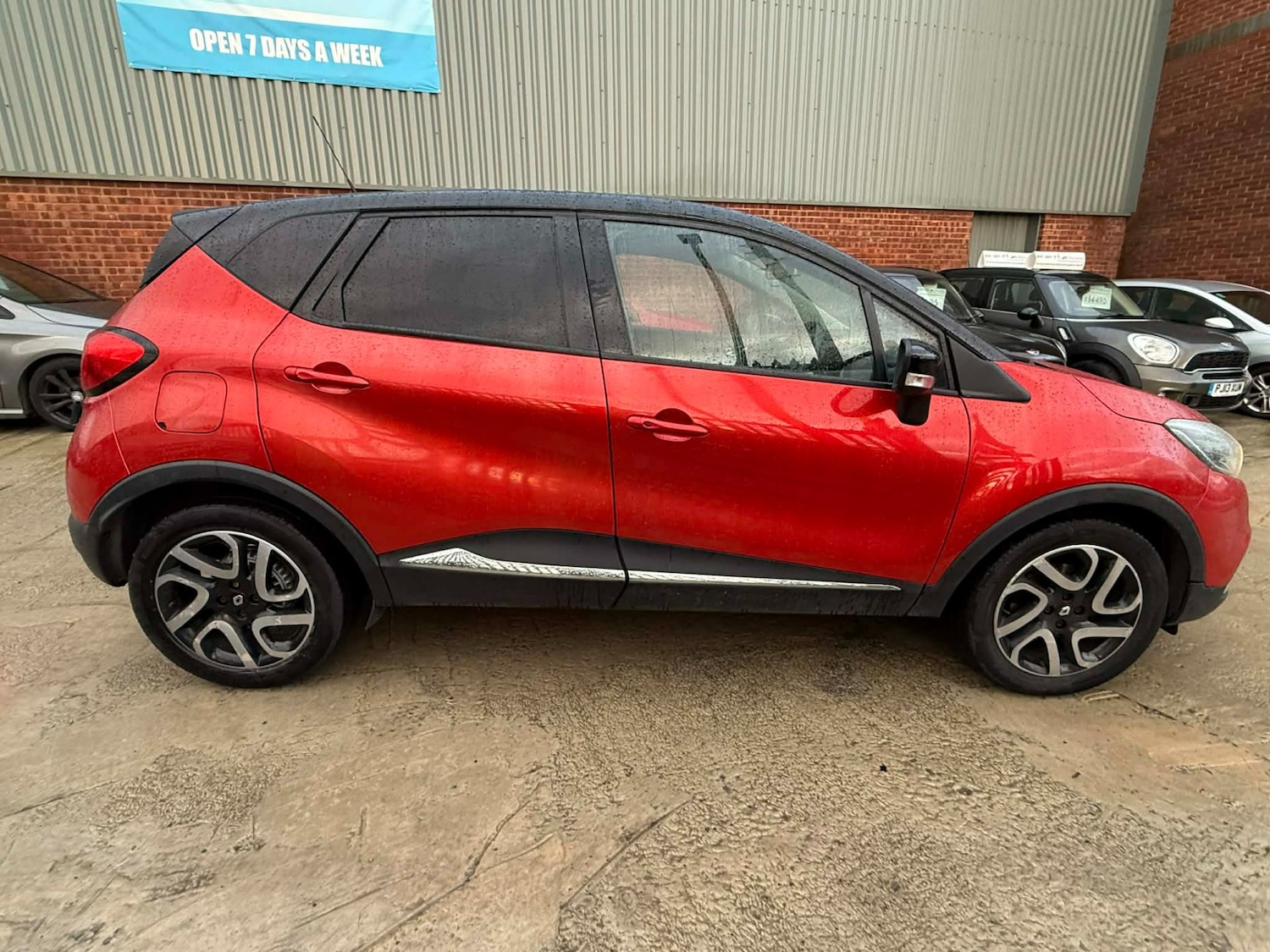 Used Renault Captur 2015 for sale - 76847284: Photo 5