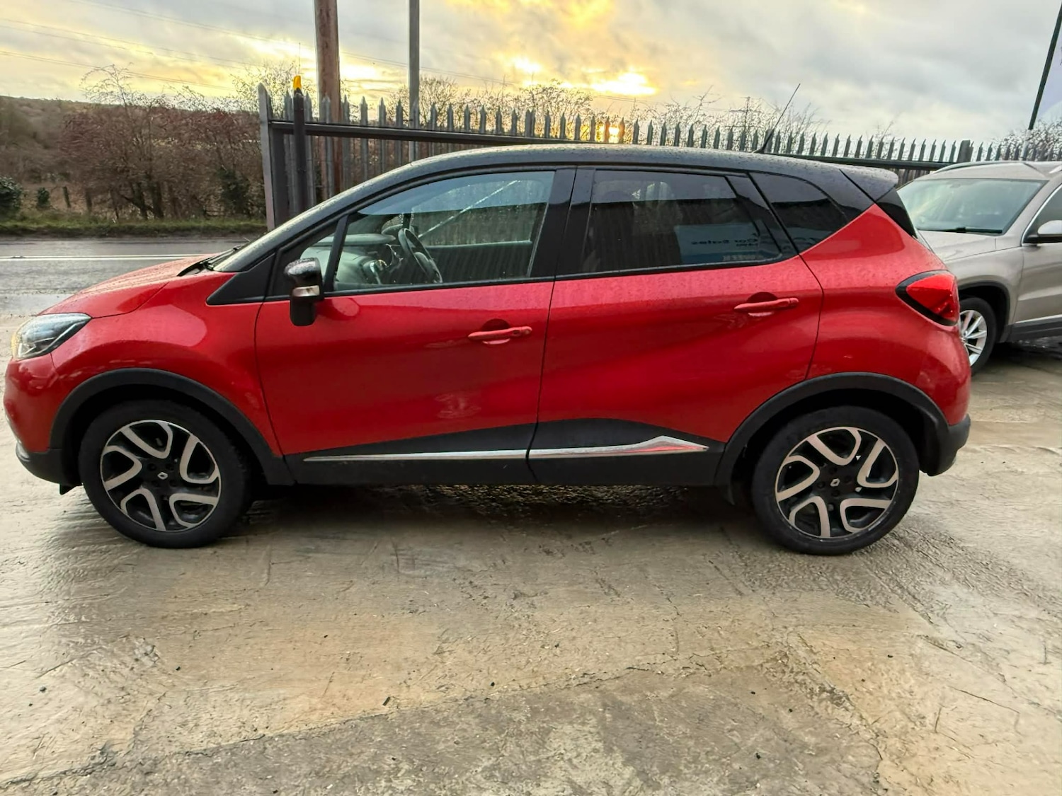 Used Renault Captur 2015 for sale - 76847284: Photo 9