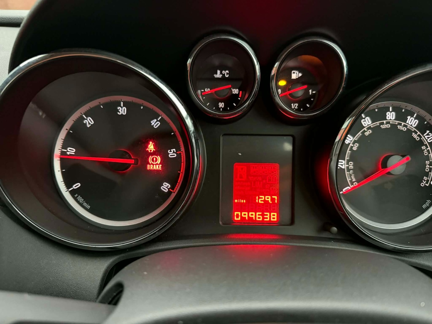 Used Vauxhall Astra 2012 for sale - 77019949: Photo 10