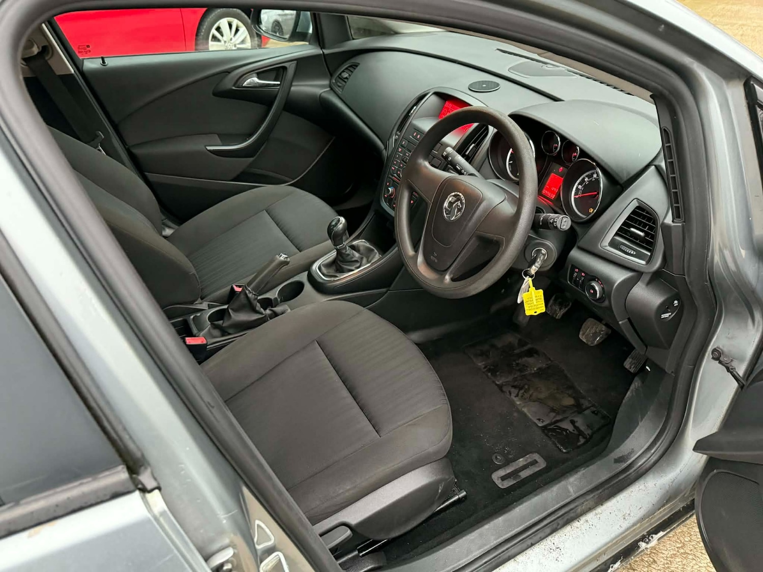 Used Vauxhall Astra 2012 for sale - 77019949: Photo 14