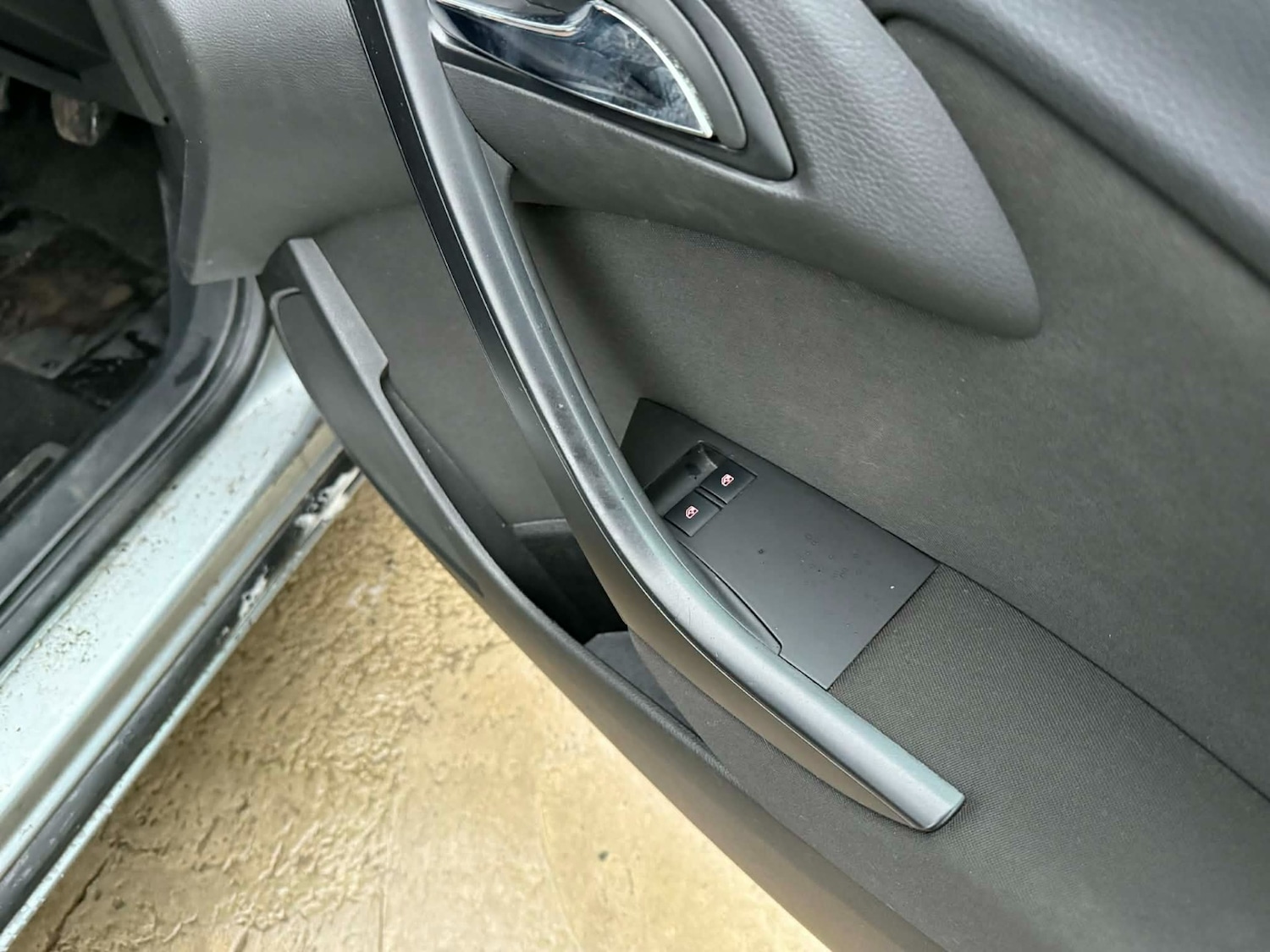 Used Vauxhall Astra 2012 for sale - 77019949: Photo 15