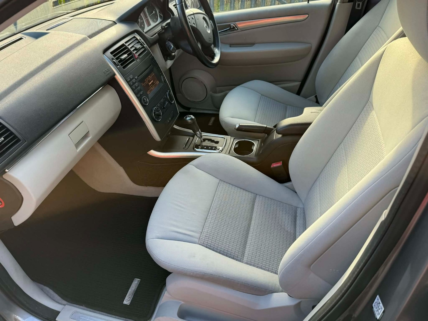 Used Mercedes-Benz B Class 2011 for sale - 77019937: Photo 11