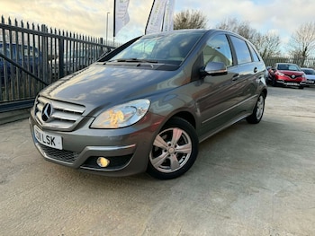 2011 (11) - B200 CDI SE 5dr CVT Auto 3 MONTHS WARRANTY, SERVICED AT 81K MILES HPI CLEAR