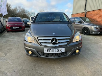 2011 (11) - B200 CDI SE 5dr CVT Auto 3 MONTHS WARRANTY, SERVICED AT 81K MILES HPI CLEAR
