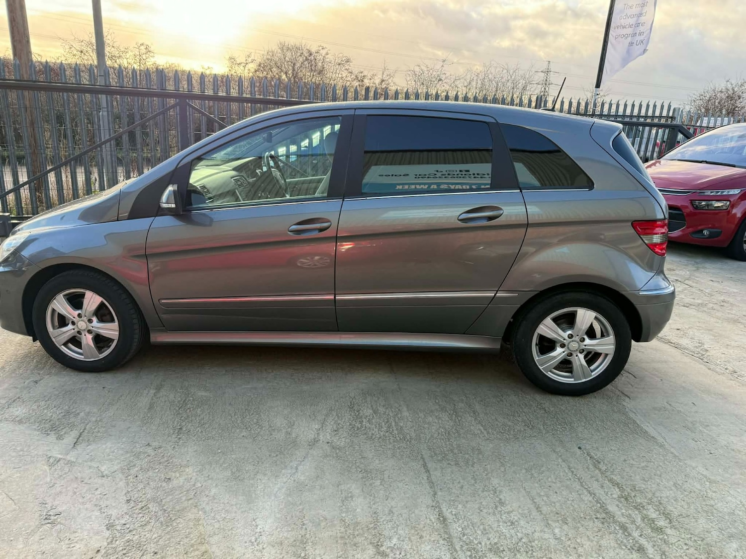 Used Mercedes-Benz B Class 2011 for sale - 77019937: Photo 9