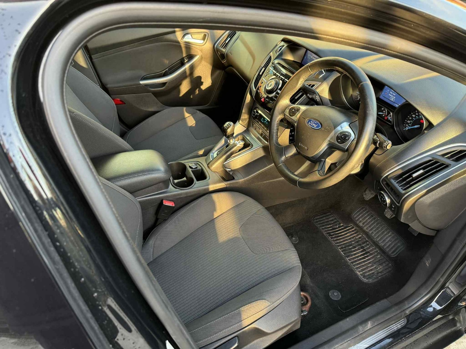 Used Ford Focus 2014 for sale - 76602760: Photo 15