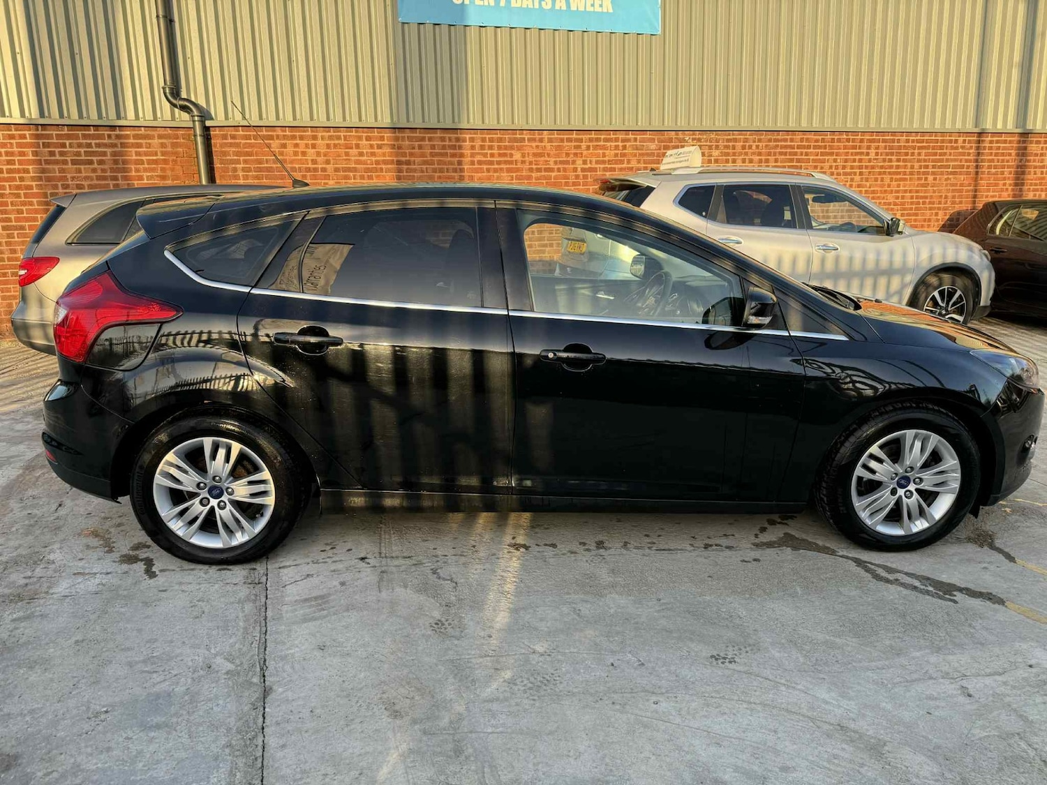 Used Ford Focus 2014 for sale - 76602760: Photo 5