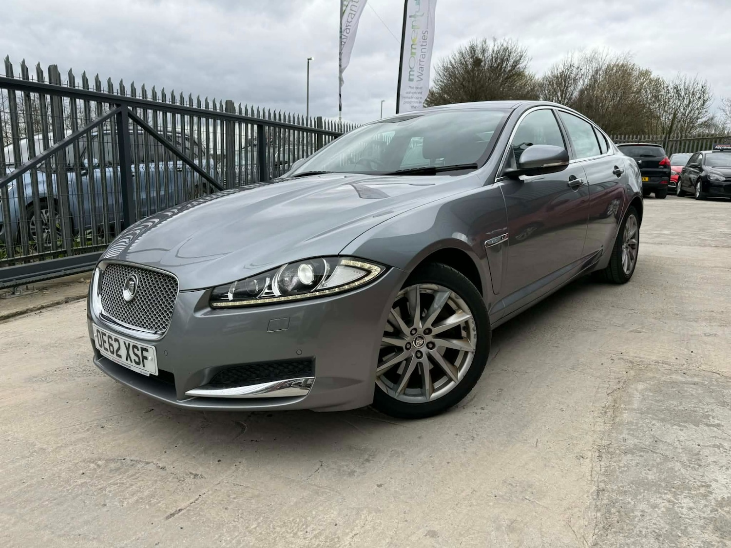 Used Jaguar XF 2013 for sale - 77873395: Photo 3