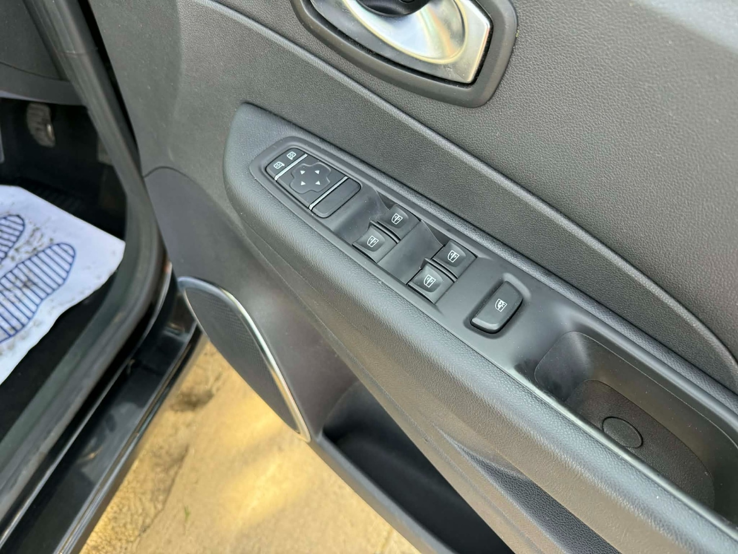 Used Renault Captur 2018 for sale - 77395065: Photo 16