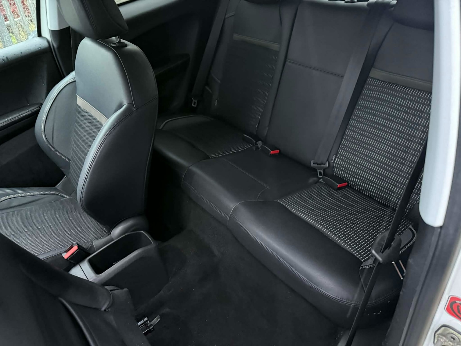 Used Peugeot 208 2013 for sale - 78015216: Photo 12