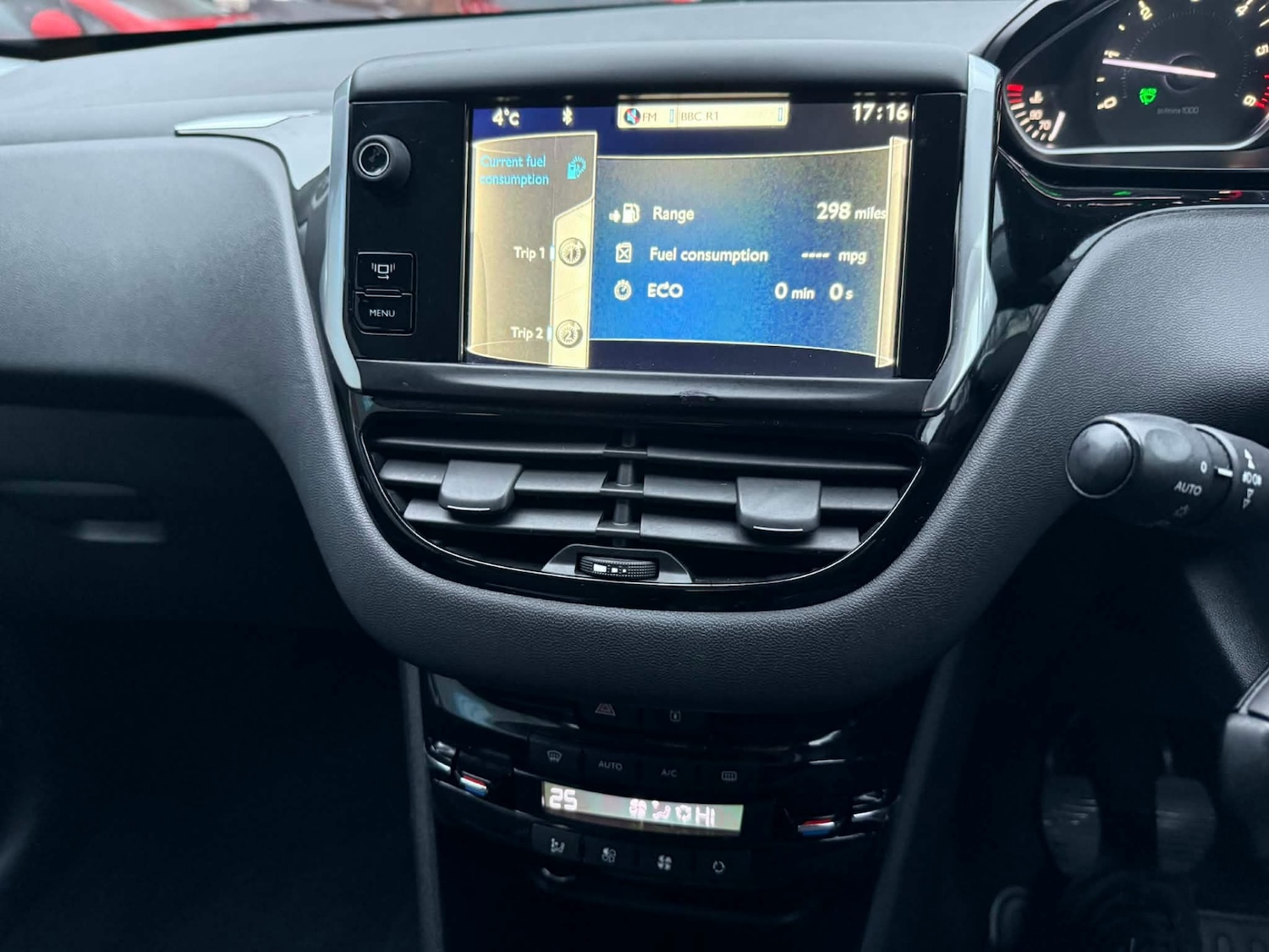 Used Peugeot 208 2013 for sale - 78015216: Photo 16