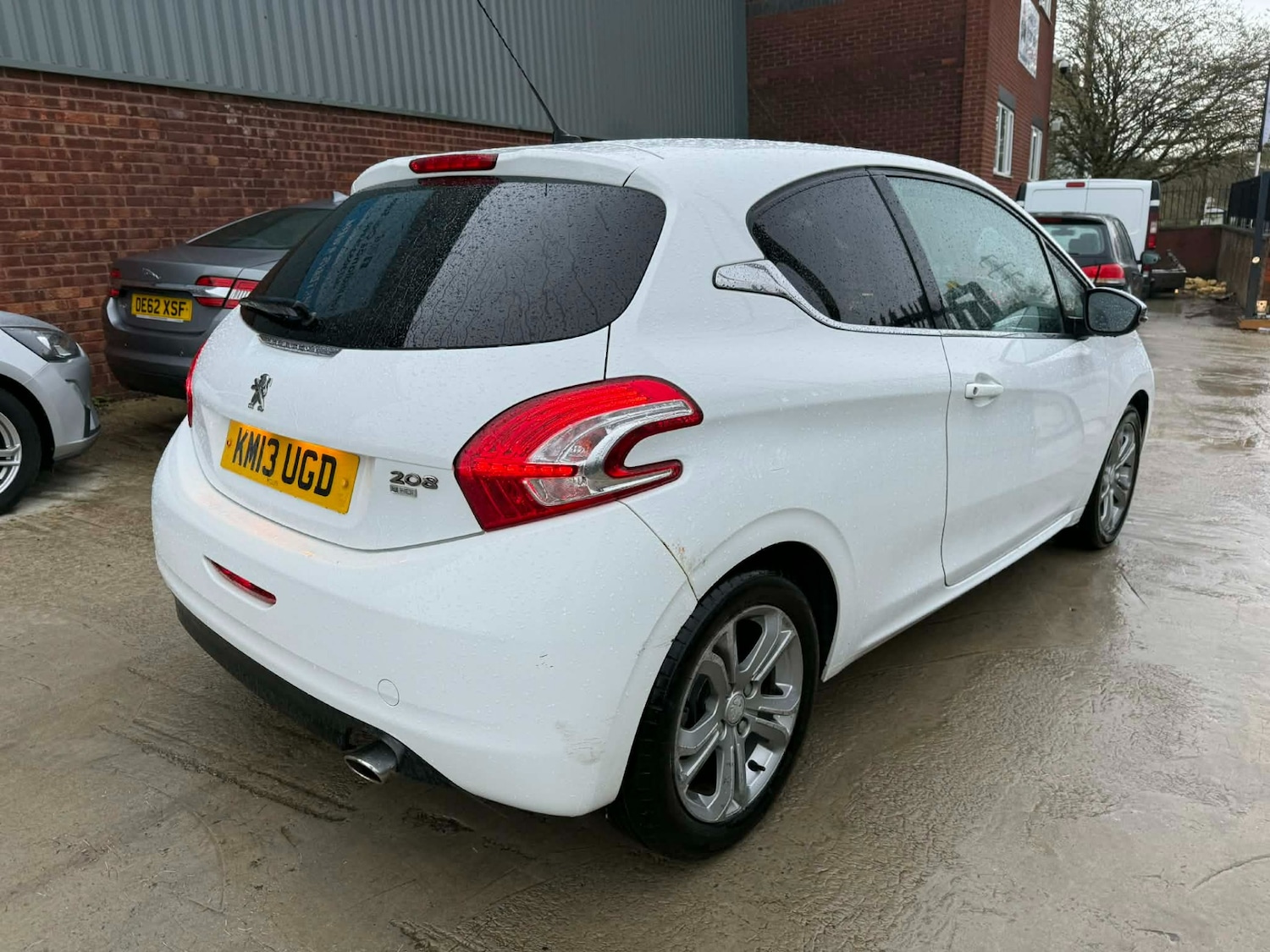 Used Peugeot 208 2013 for sale - 78015216: Photo 6