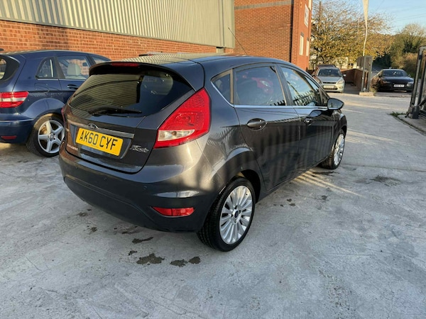 Used Ford Fiesta 2010 for sale - 76249949: Photo 6