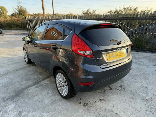Used Ford Fiesta 2010 for sale - 76249949: Photo 8