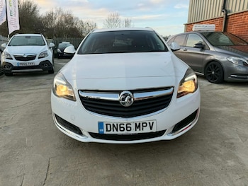 Used Vauxhall Insignia 2017 for sale - 76780451: Photo