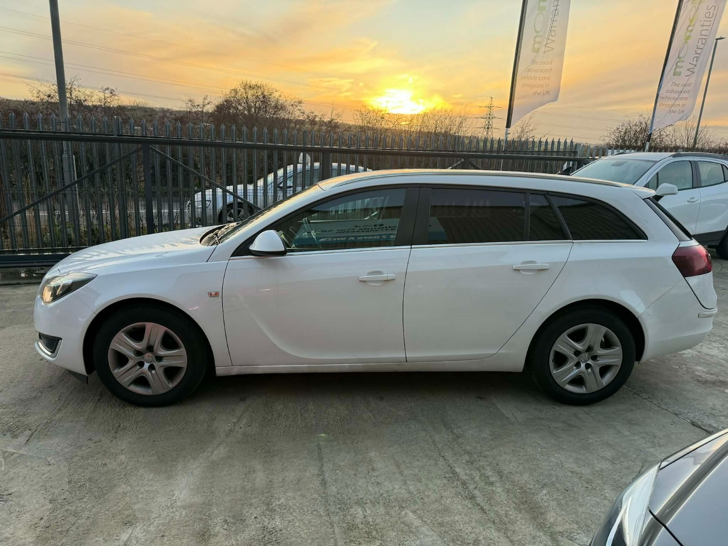 Used Vauxhall Insignia 2017 for sale - 76780451: Photo 9