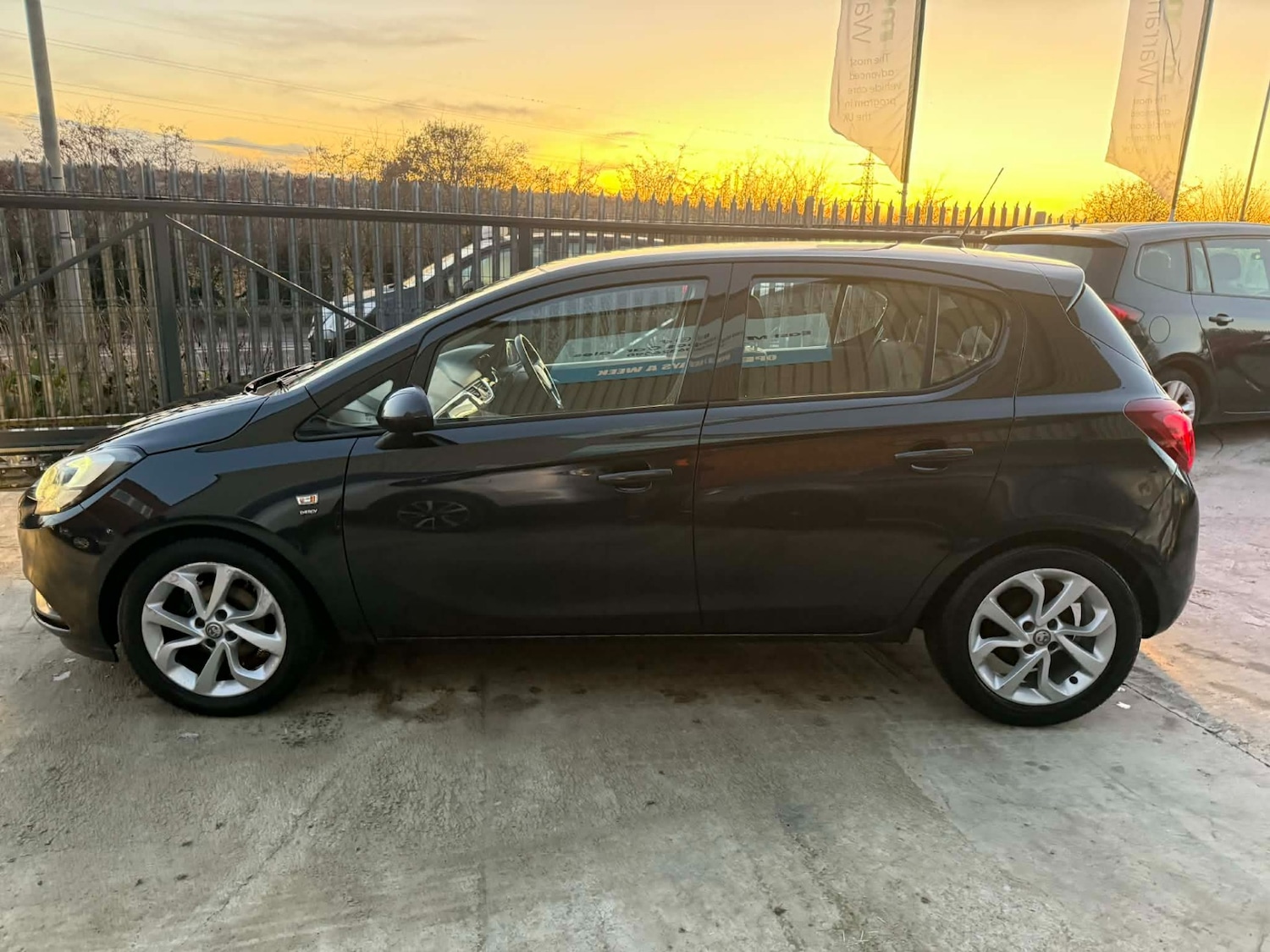 Used Vauxhall Corsa 2016 for sale - 76627057: Photo 9