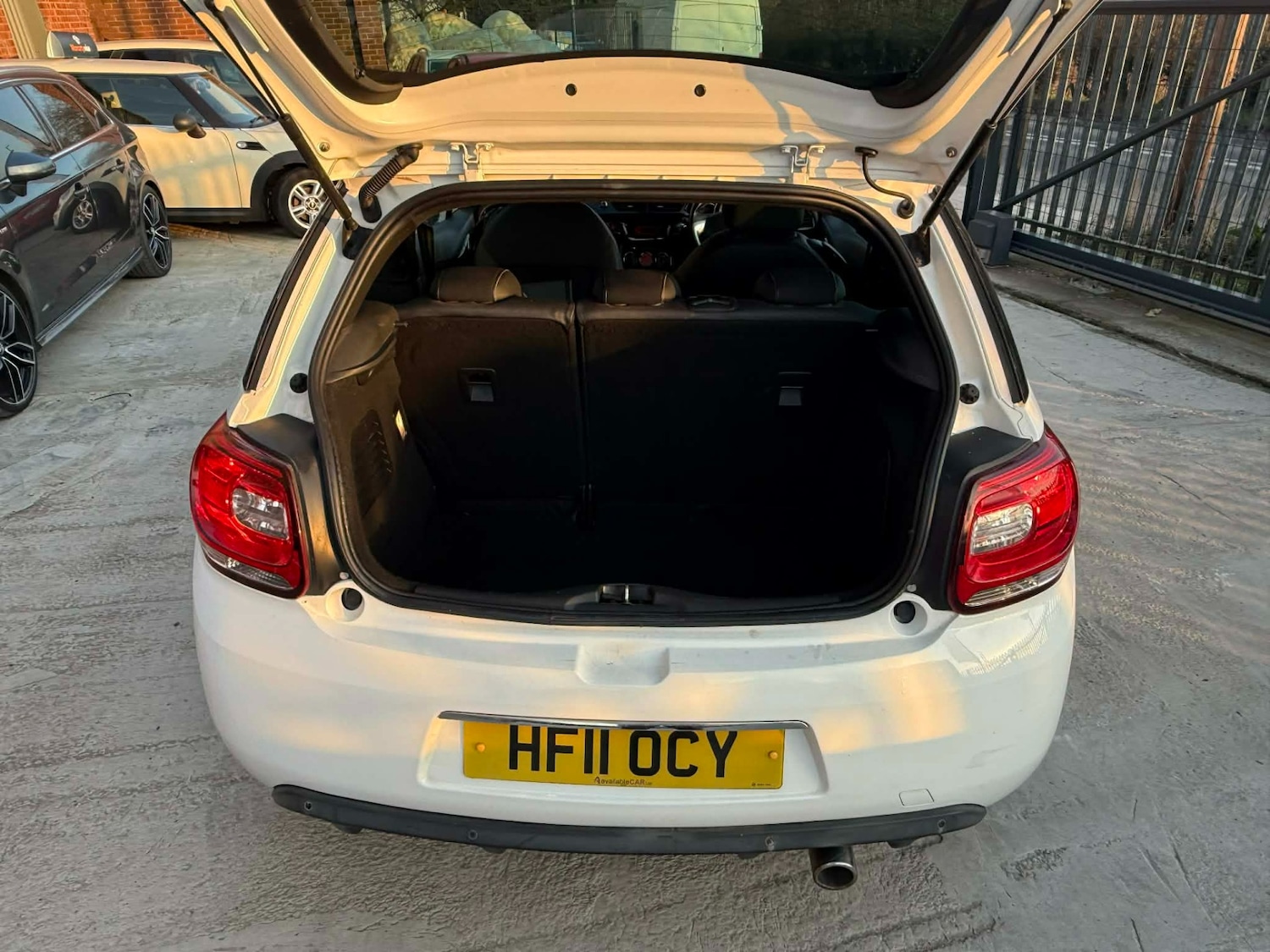 Used Citroen DS3 2011 for sale - 77790726: Photo 14