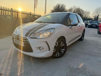 2011 (11) - 1.6 e-HDi Airdream DStyle 3dr 3 MONTHS WARRANTY, HPI CLEAR, MOT 12 MONTHS