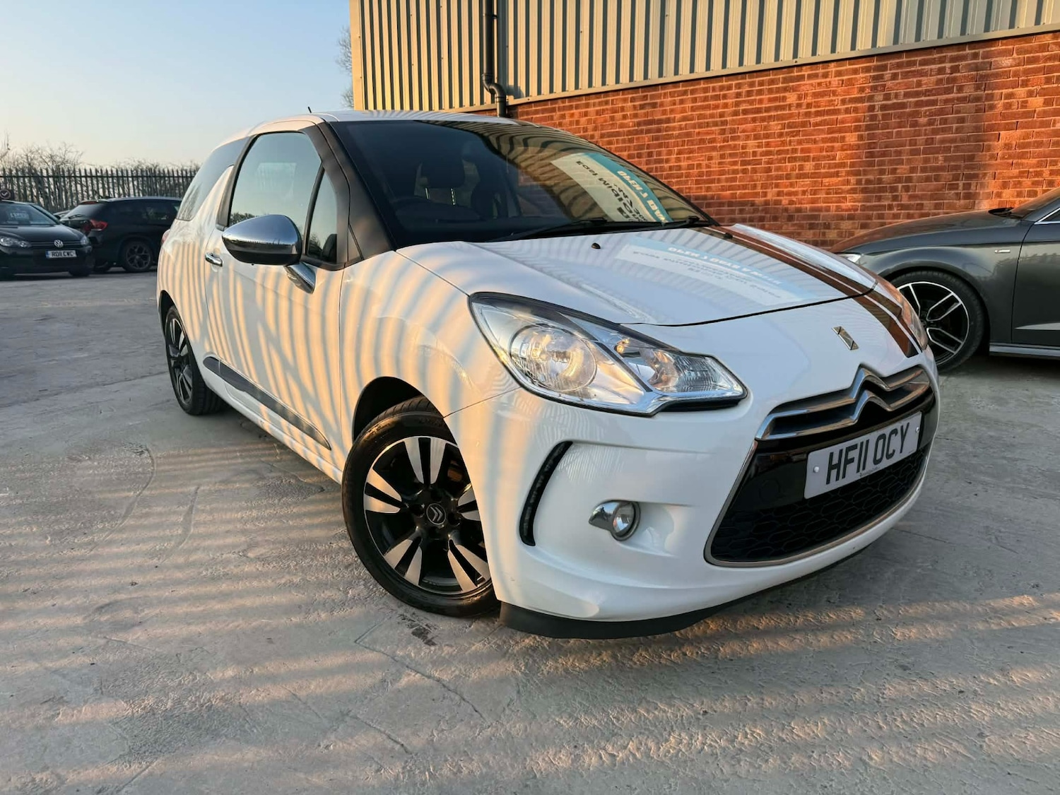 Used Citroen DS3 2011 for sale - 77790726: Photo 2