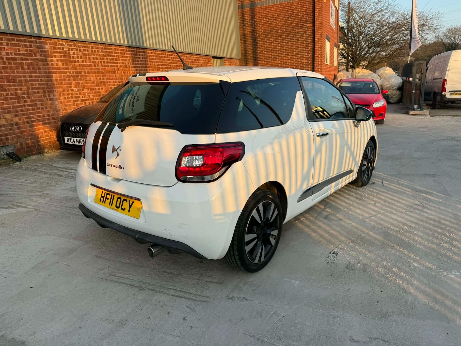 Used Citroen DS3 2011 for sale - 77790726: Photo 6