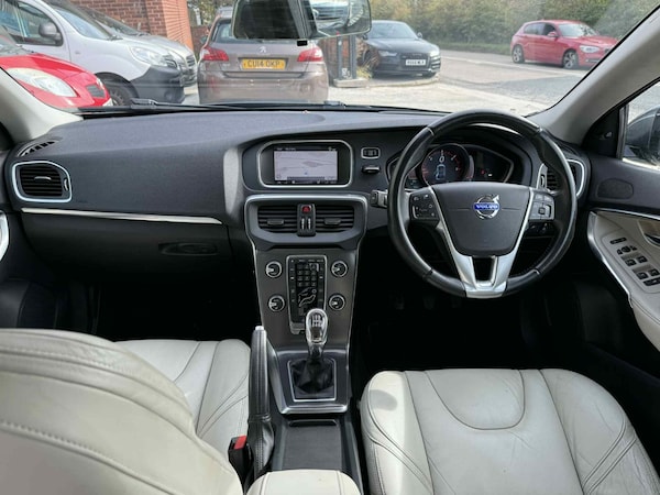 Used Volvo V40 2013 for sale - 76177691: Photo 13
