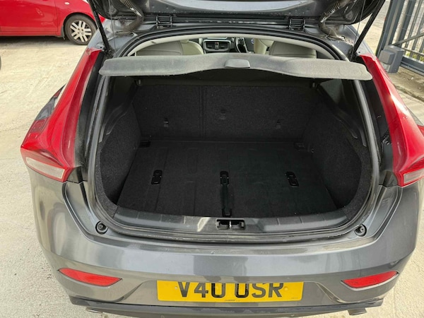 Used Volvo V40 2013 for sale - 76177691: Photo 14