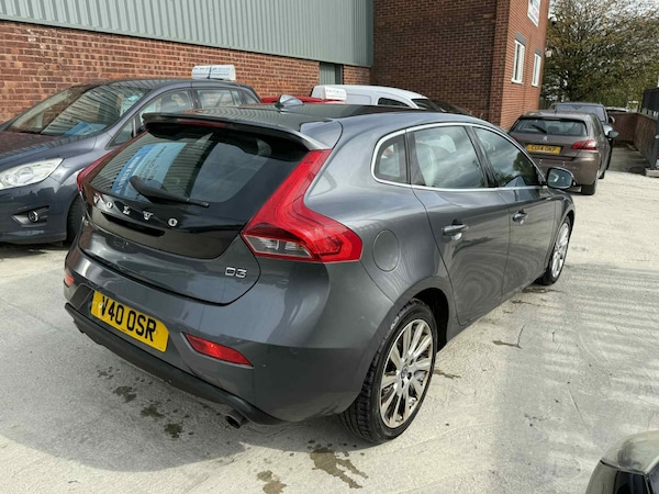 Used Volvo V40 2013 for sale - 76177691: Photo 6