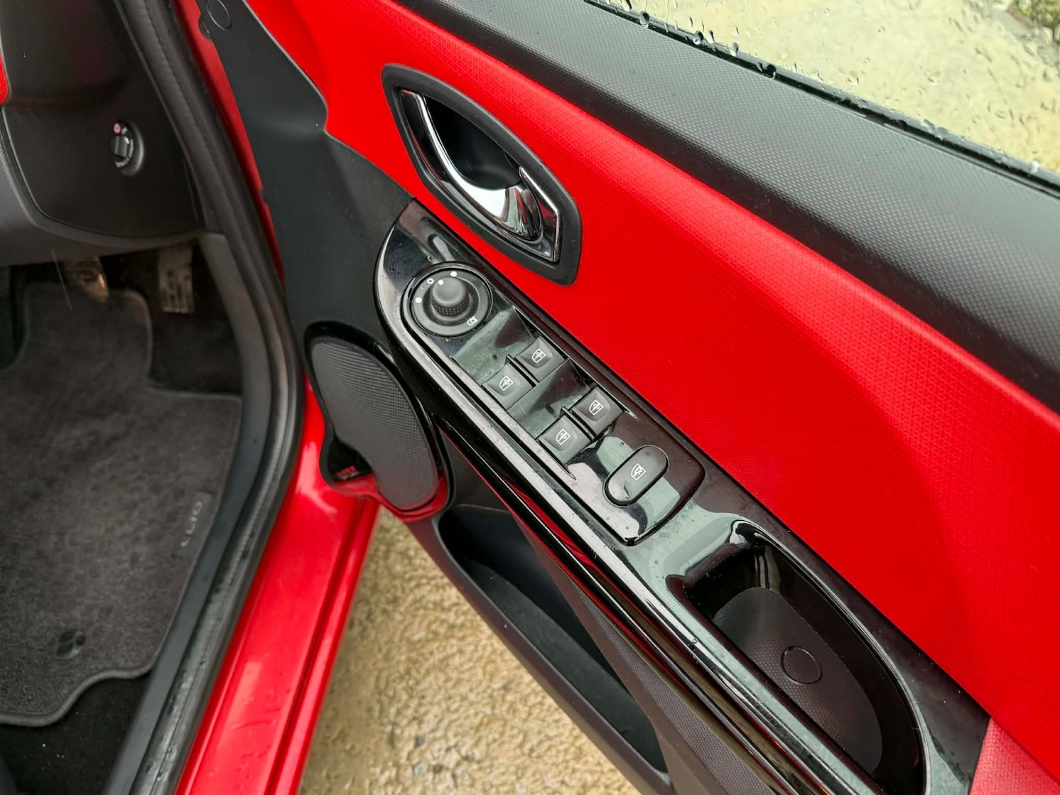 Used Renault Clio 2014 for sale - 76853884: Photo 15