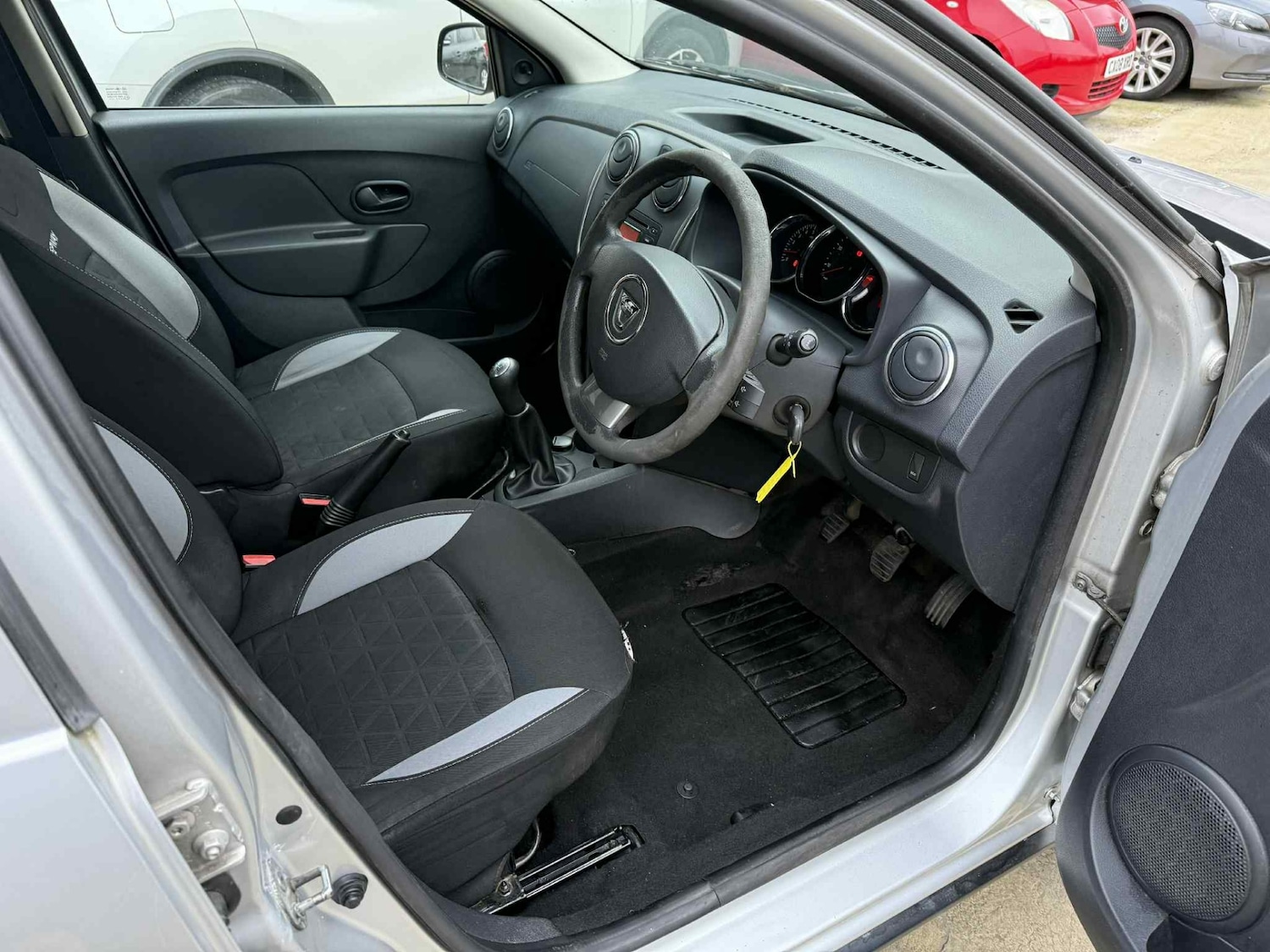 Used Dacia Sandero Stepway 2014 for sale - 76526143: Photo 13