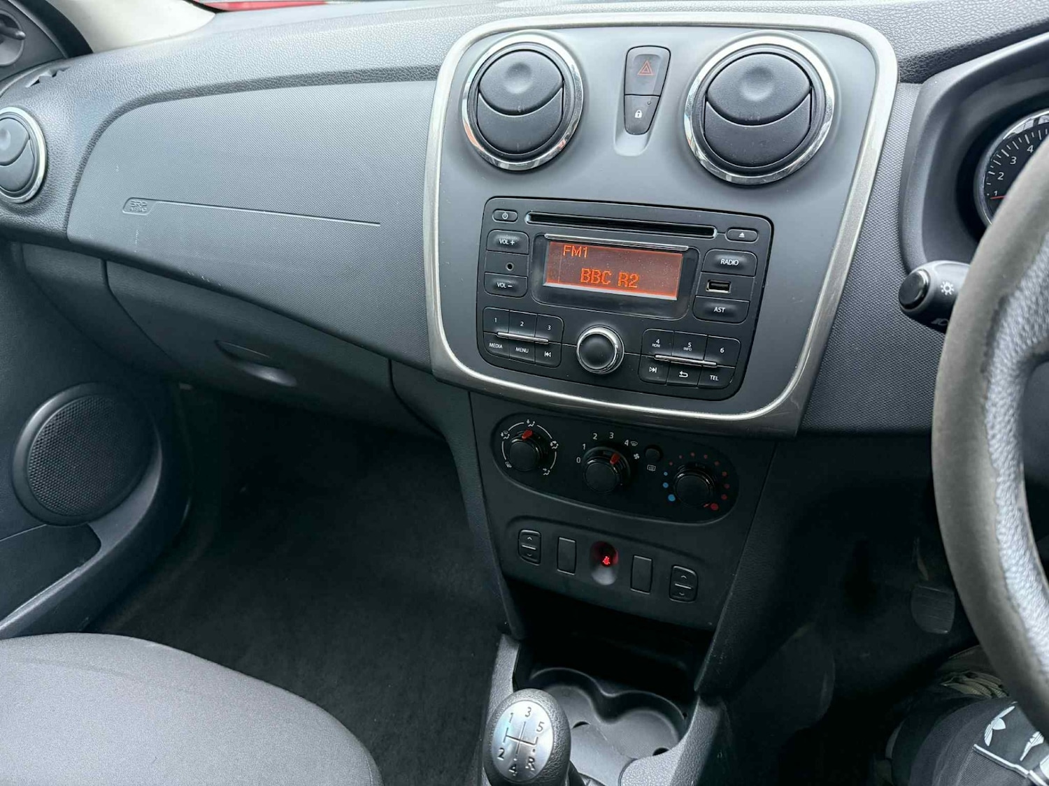 Used Dacia Sandero Stepway 2014 for sale - 76526143: Photo 14