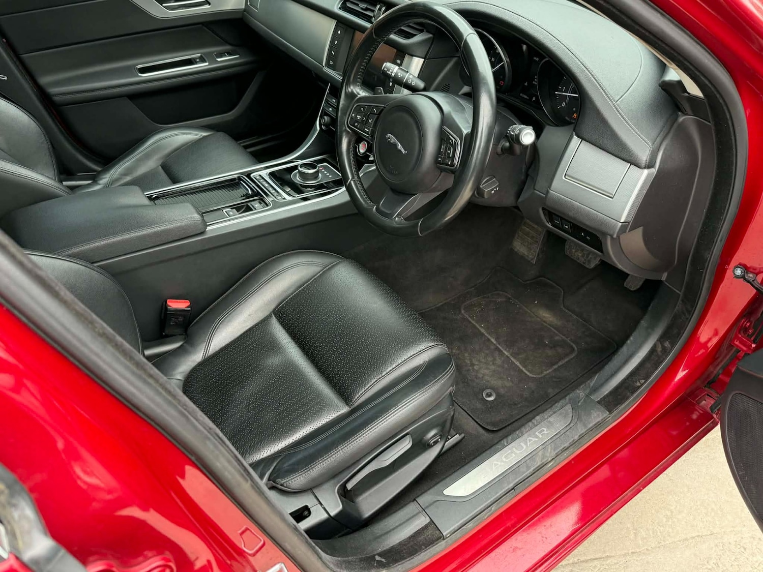 Used Jaguar XF 2017 for sale - 78011585: Photo 13