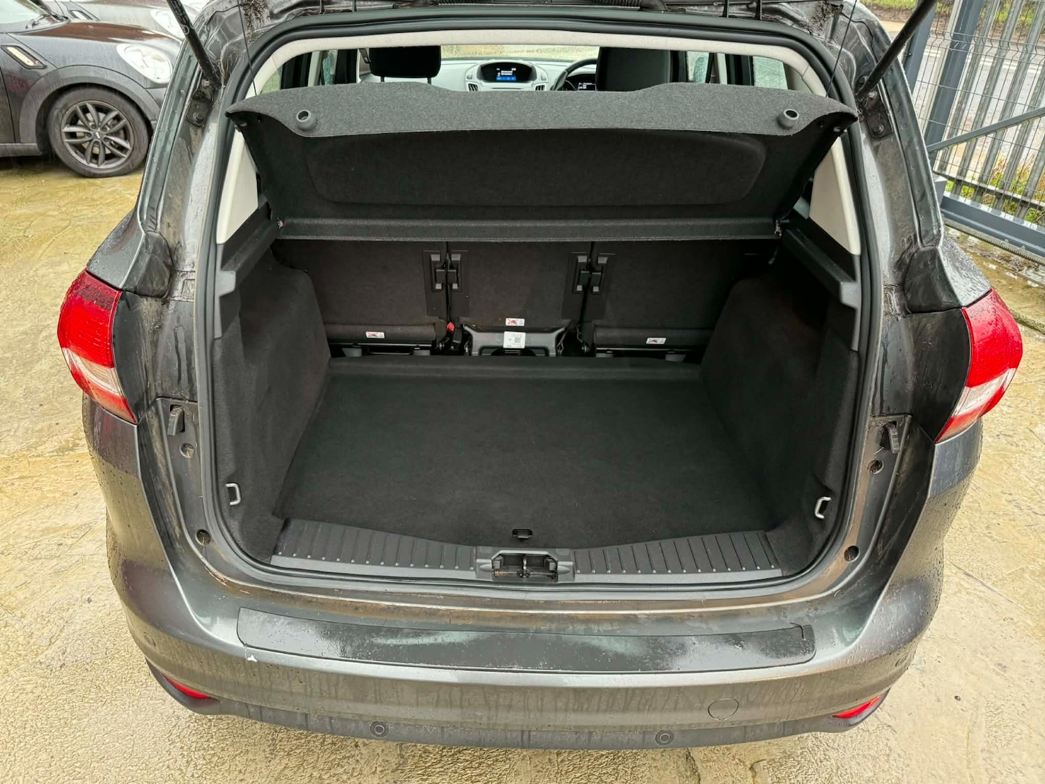 Used Ford C-Max 2016 for sale - 76853900: Photo 14