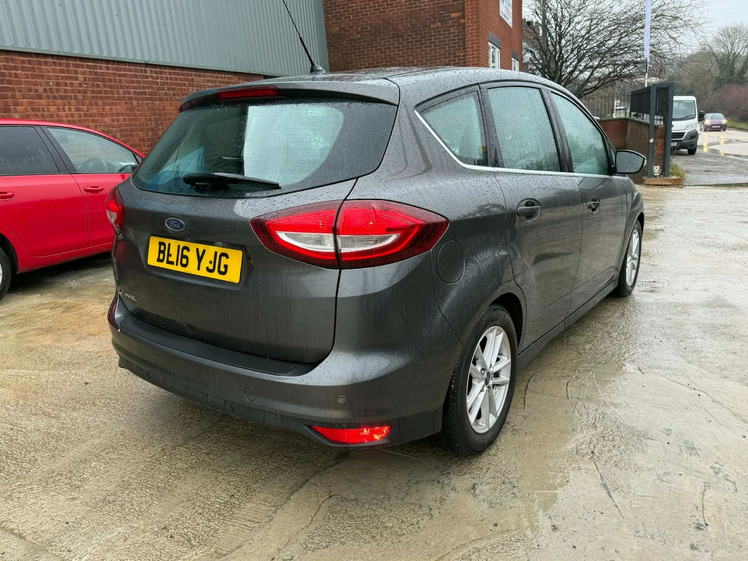 Used Ford C-Max 2016 for sale - 76853900: Photo 5