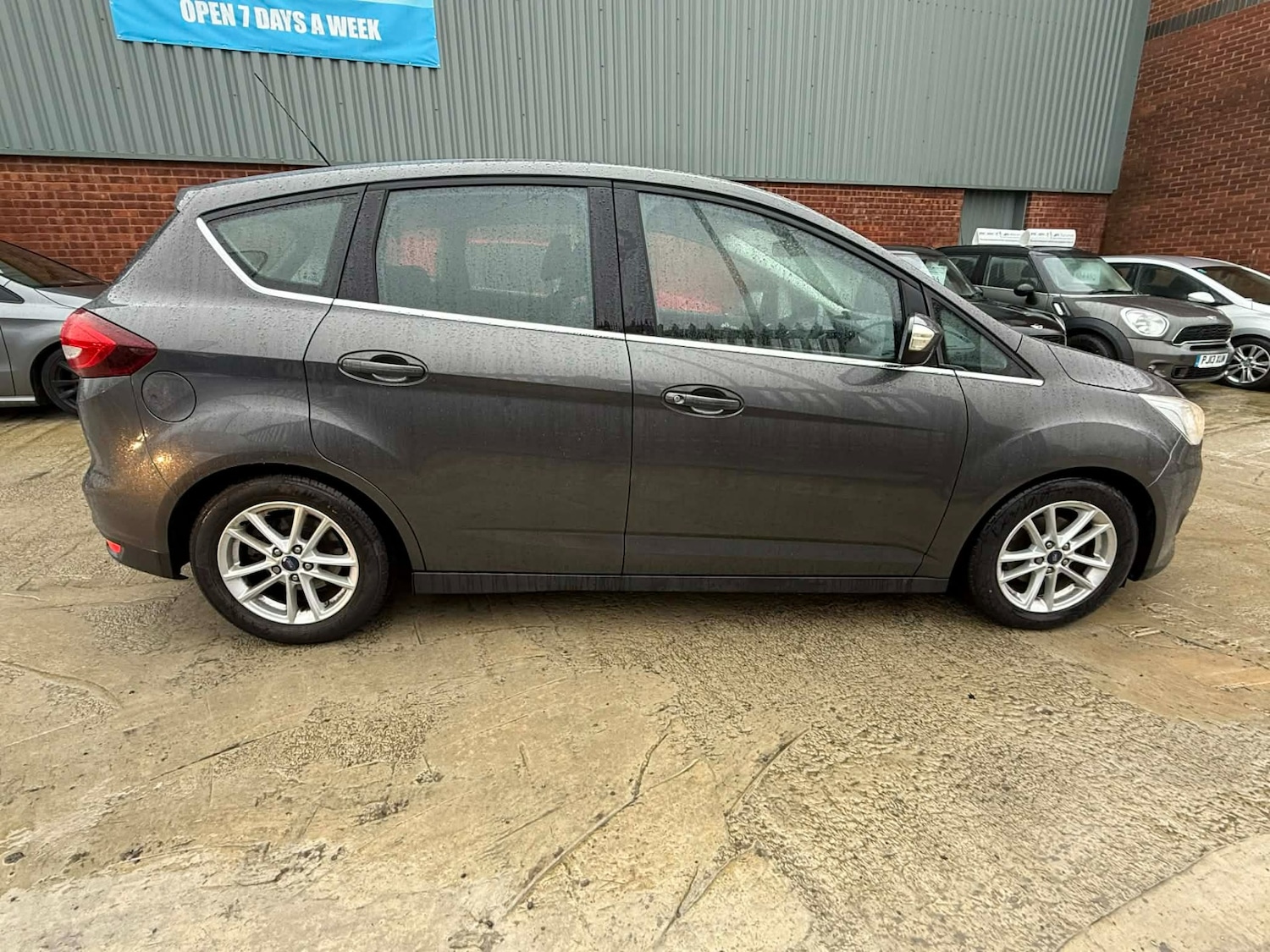 Used Ford C-Max 2016 for sale - 76853900: Photo 6