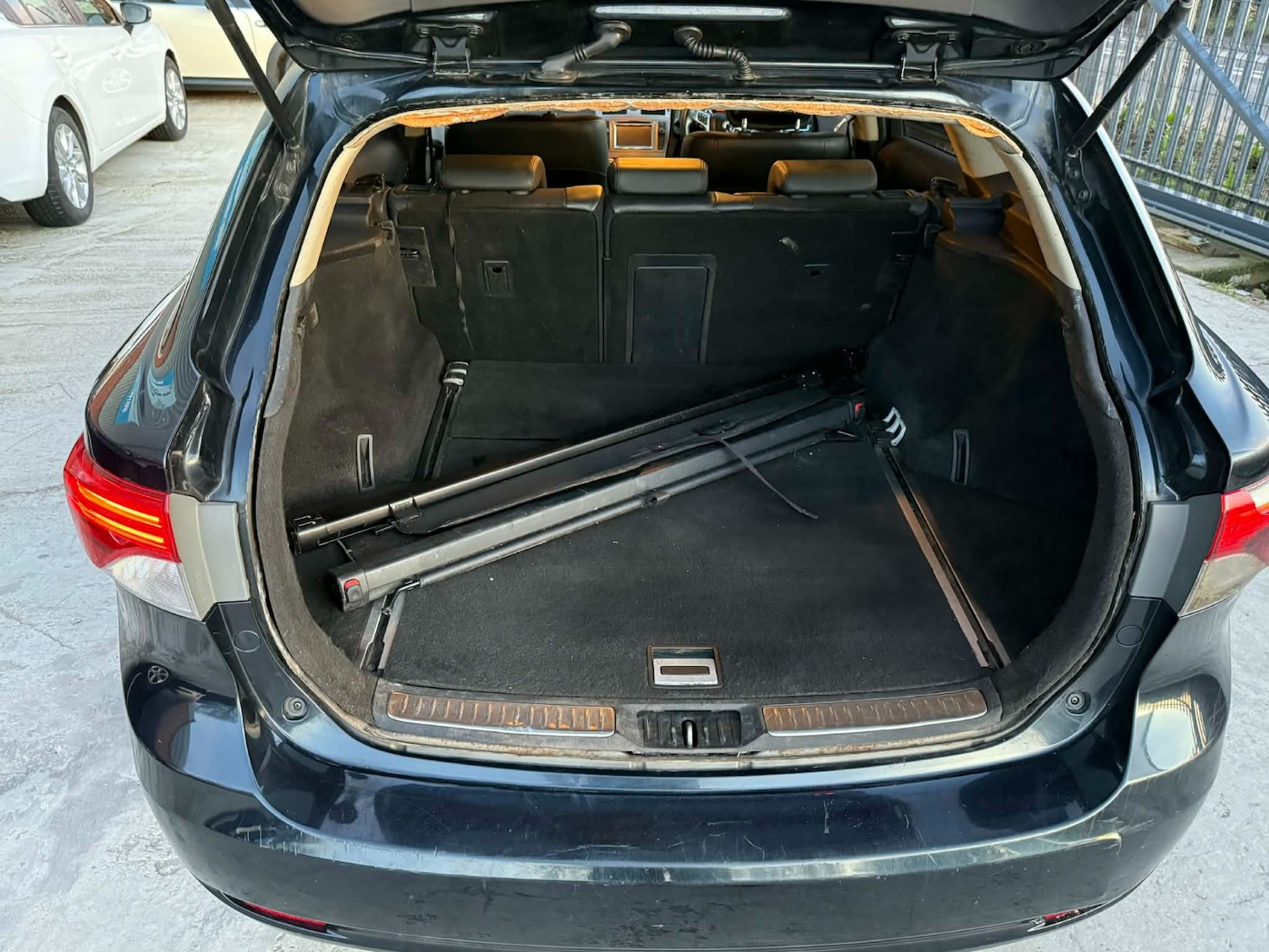 Used Toyota Avensis 2012 for sale - 77661996: Photo 14