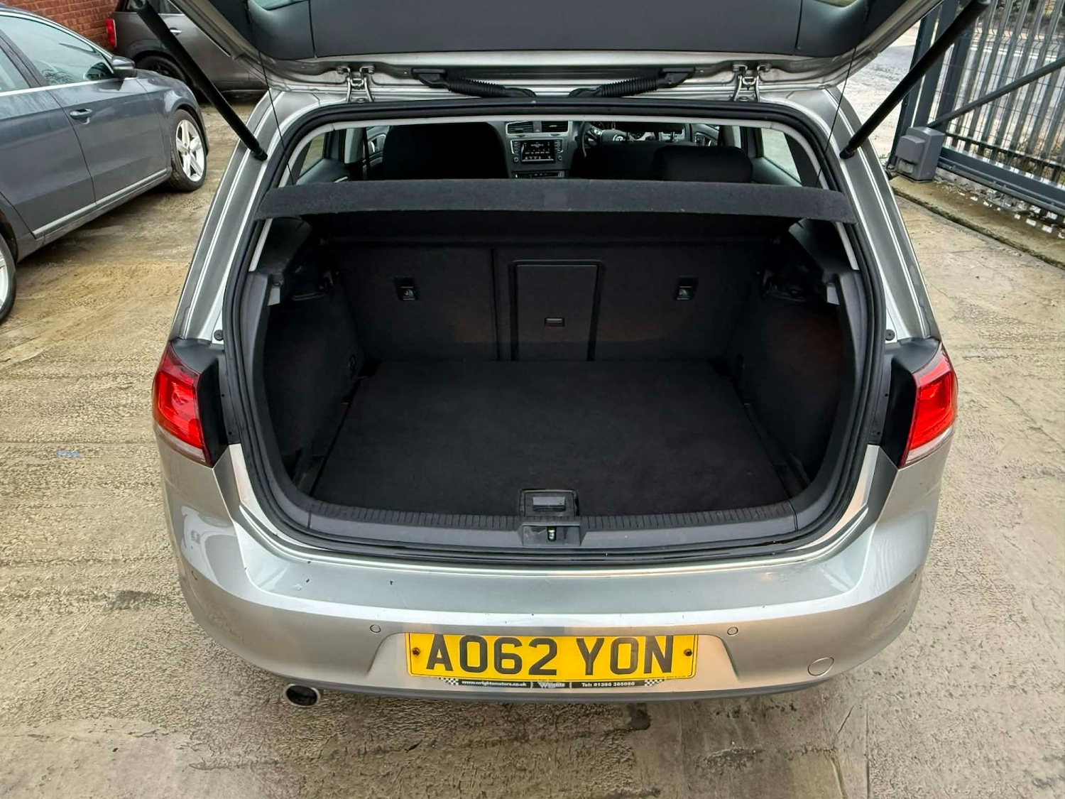 Used Volkswagen Golf 2012 for sale - 77394824: Photo 14