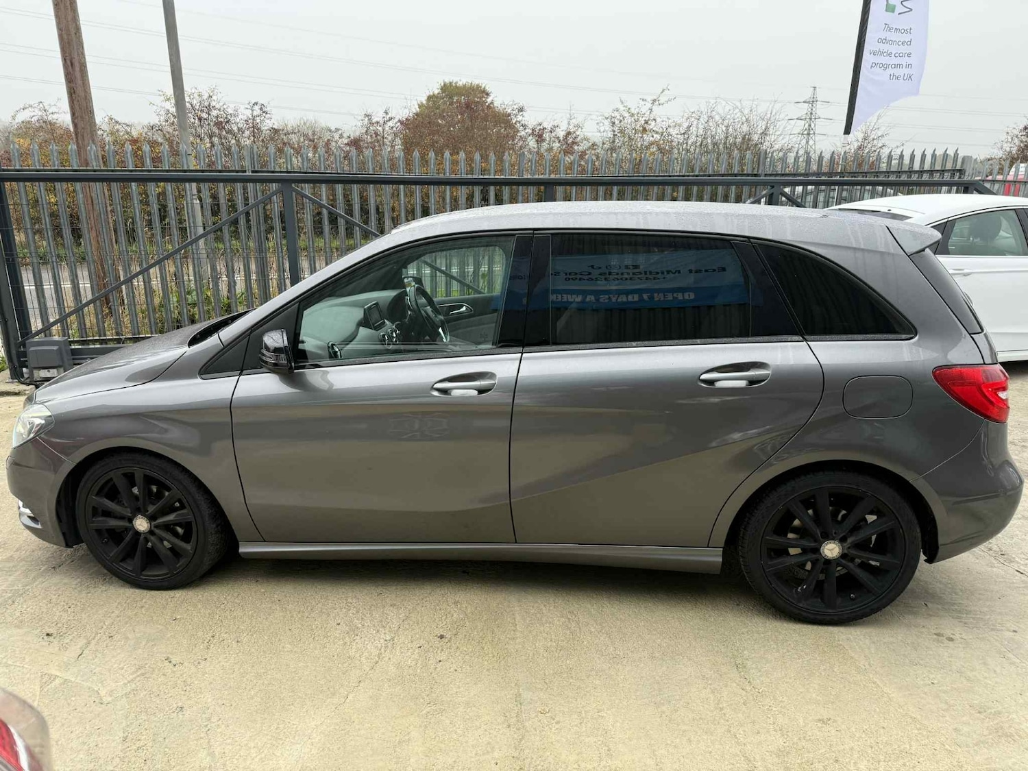 Used Mercedes-Benz B Class 2014 for sale - 76519655: Photo 8