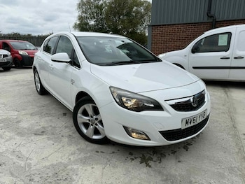 Vauxhall - Astra