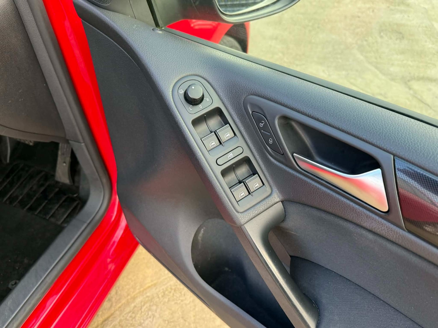 Used Volkswagen Golf 2011 for sale - 76757931: Photo 16