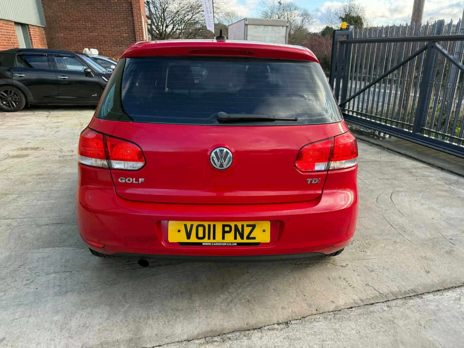 Used Volkswagen Golf 2011 for sale - 76757931: Photo 8