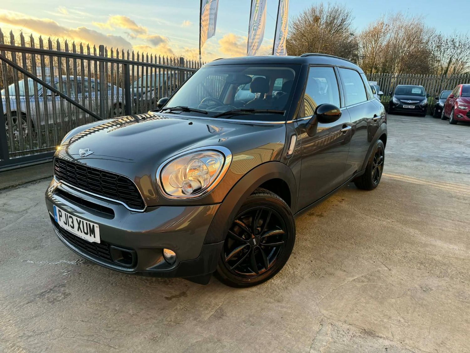 Used MINI Countryman 2013 for sale - 76757927: Photo 2