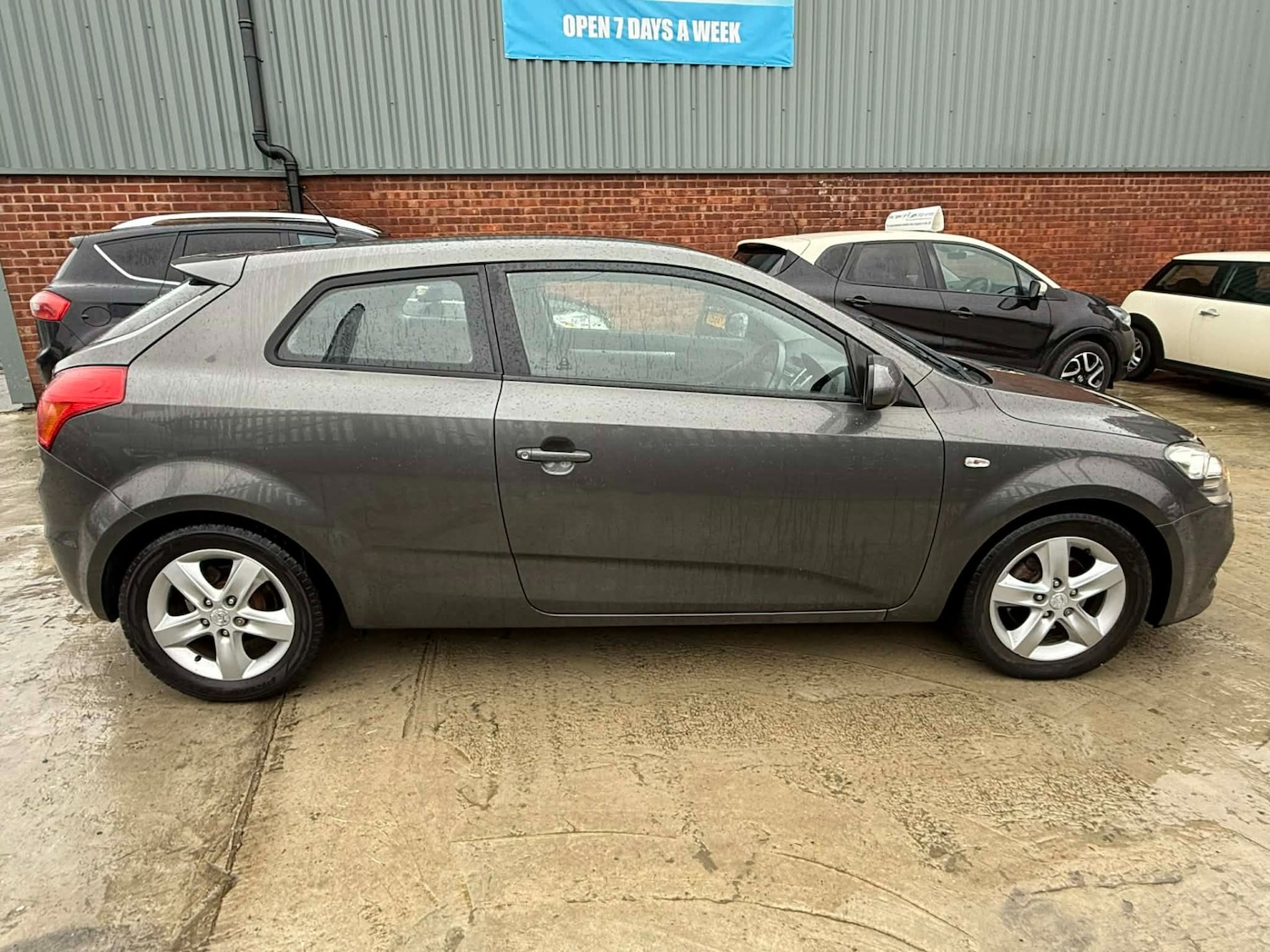 Used Kia Pro Ceed 2012 for sale - 77482399: Photo 5