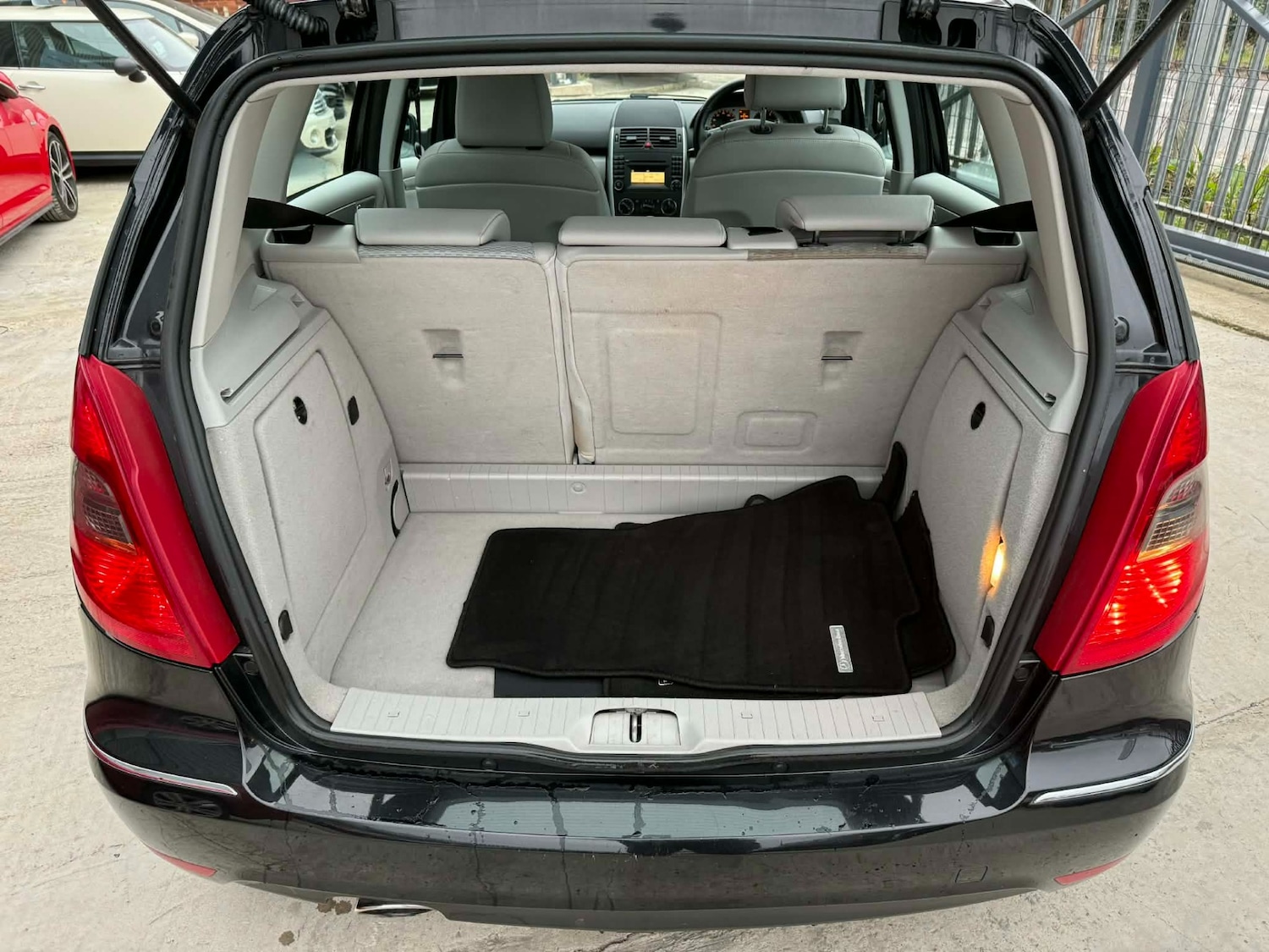 Used Mercedes-Benz A-Class 2011 for sale - 77791509: Photo 15