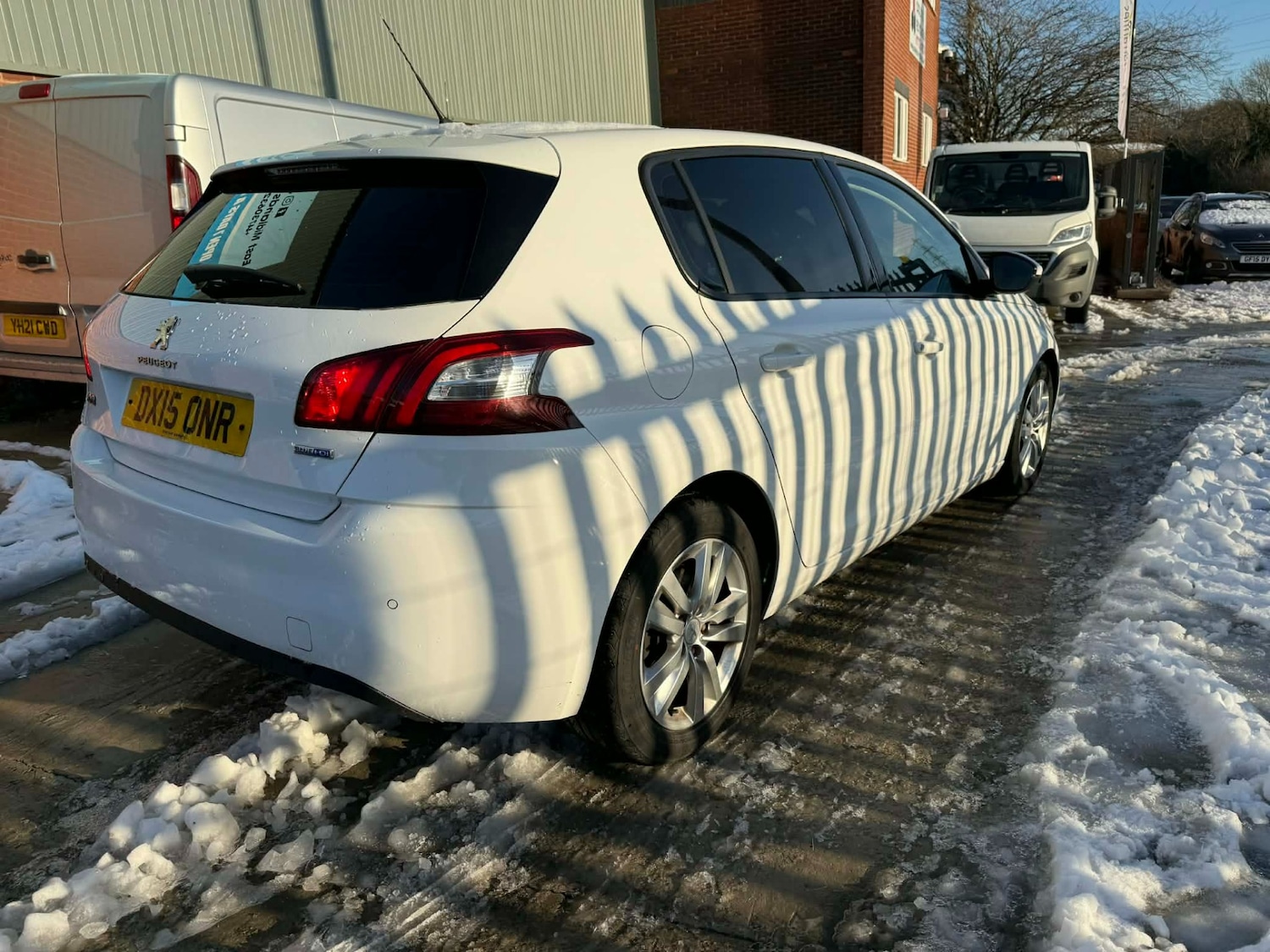 Used Peugeot 308 2015 for sale - 77165180: Photo 5