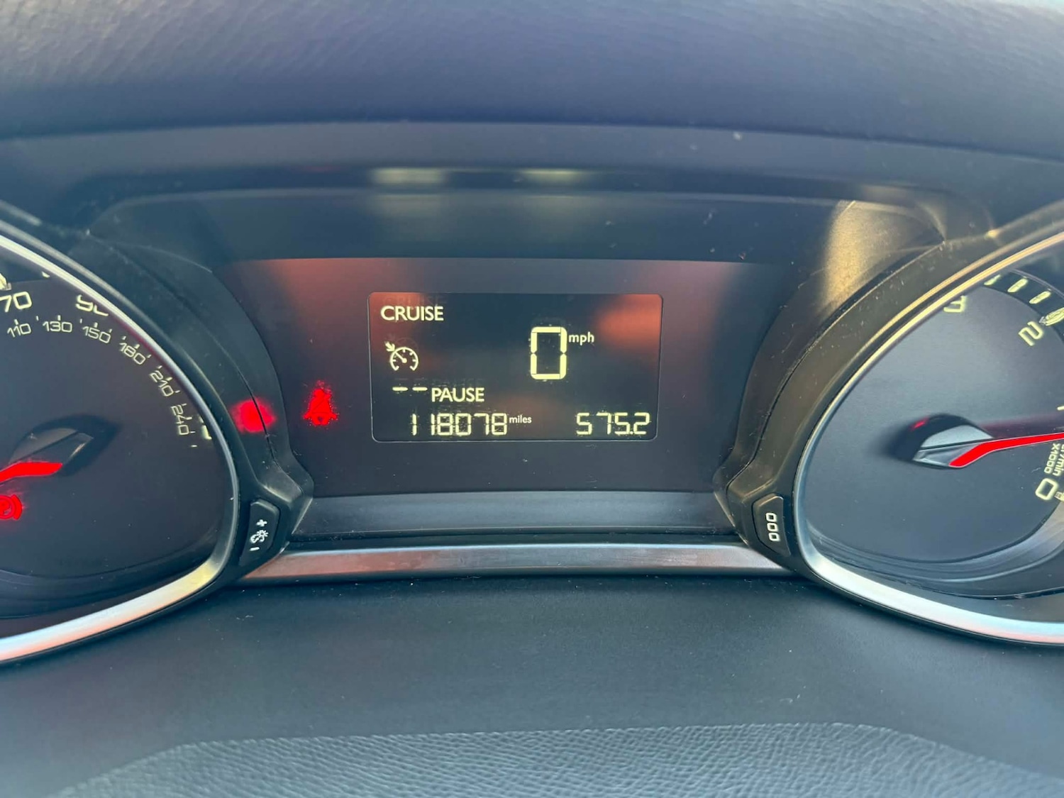 Used Peugeot 308 2015 for sale - 77165180: Photo 9