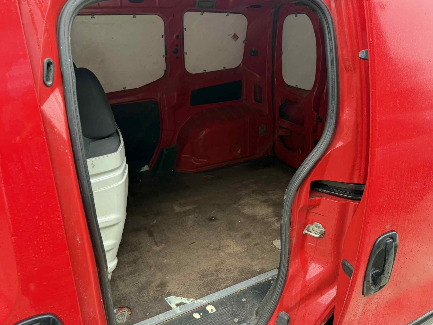 Used Peugeot Bipper 2011 for sale - 76589198: Photo 12